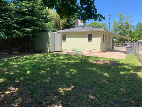 835 Locust St, Redding, CA 96001 photo 14