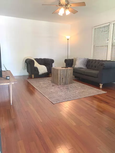 835 Locust St, Redding, CA 96001 photo 4