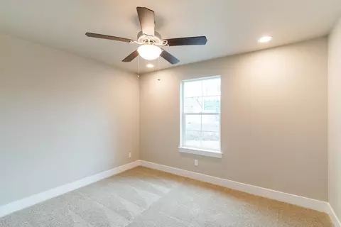 3523 Americana Way, Redding, CA 96003 photo 17