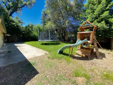 5378 Cedars Rd, Redding, CA 96001 photo 21