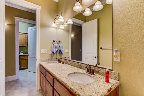 780 Woodacre Dr, Redding, CA 96002 photo 15