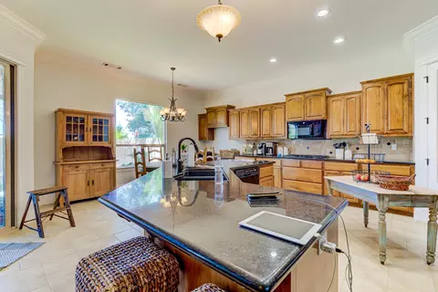 780 Woodacre Dr, Redding, CA 96002 photo 6