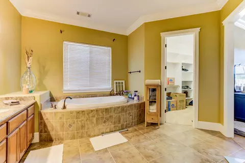780 Woodacre Dr, Redding, CA 96002 photo 25
