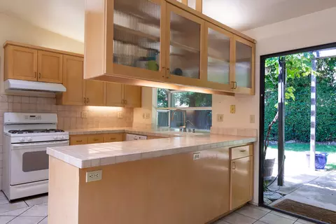 1523 Notre Dame Dr, Davis, CA 95616 photo 6