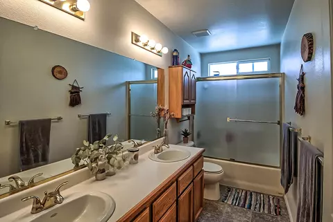 1520 Purple Way, Redding, CA 96003 photo 16