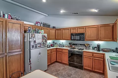1520 Purple Way, Redding, CA 96003 photo 9