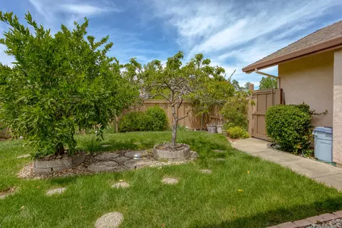 1938 Vineyard Trl, Redding, CA 96003 photo 12