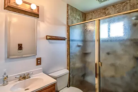 5734 Cascade Dr, Redding, CA 96003 photo 22