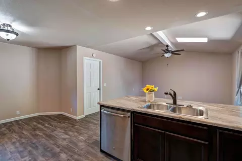 3589 Silverwood St, Redding, CA 96002 photo 10