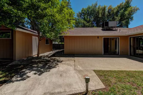 3589 Silverwood St, Redding, CA 96002 photo 23