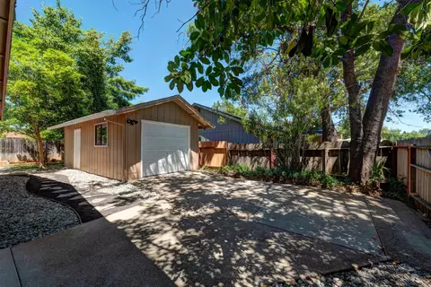 3589 Silverwood St, Redding, CA 96002 photo 27