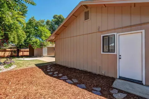 3589 Silverwood St, Redding, CA 96002 photo 24