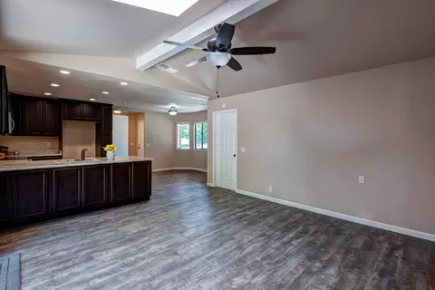 3589 Silverwood St, Redding, CA 96002 photo 8