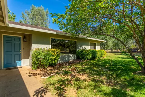 11830 Neal Ln, Redding, CA 96003 photo 14