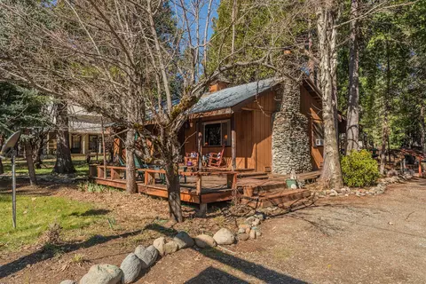 169 Trinity Vista St, Trinity Center, CA 96091 photo 1