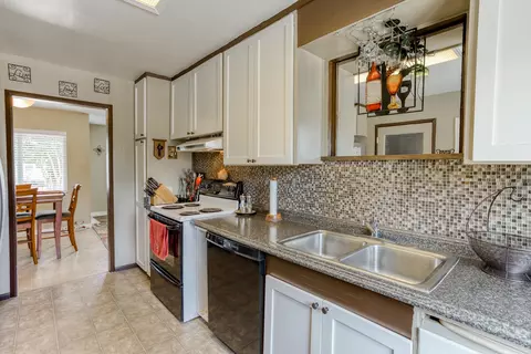 1111 Layton Rd, Redding, CA 96002 photo 9