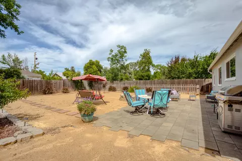 1111 Layton Rd, Redding, CA 96002 photo 17