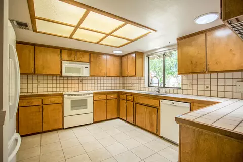 1724 Chicory Ct, Redding, CA 96002 photo 5