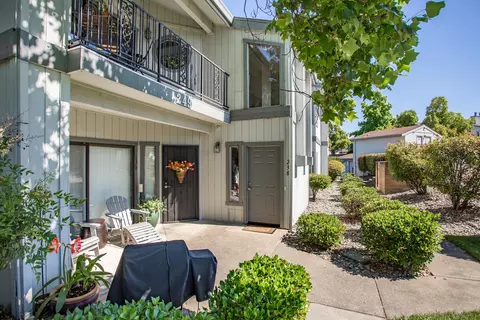 249 Ridgetop #238, Redding, CA 96003 photo 2