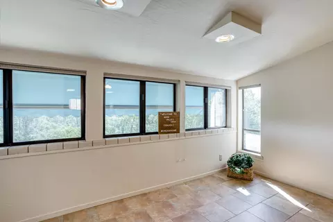 8566 Valley View Rd, Redding, CA 96001 photo 35