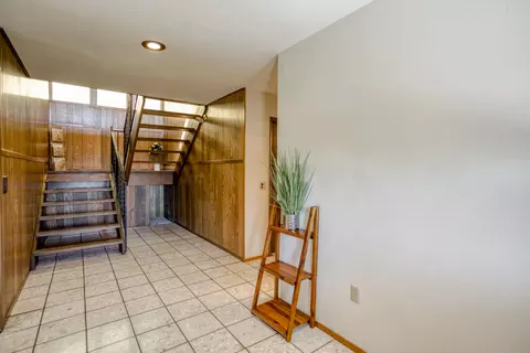 8566 Valley View Rd, Redding, CA 96001 photo 9