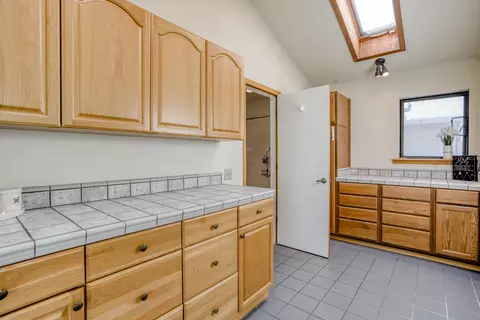 8566 Valley View Rd, Redding, CA 96001 photo 51