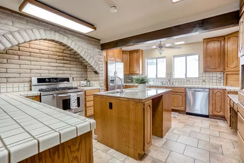8566 Valley View Rd, Redding, CA 96001 photo 28