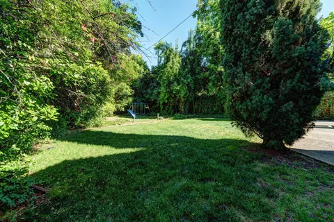 1781 Regent Ave, Redding, CA 96001 photo 22