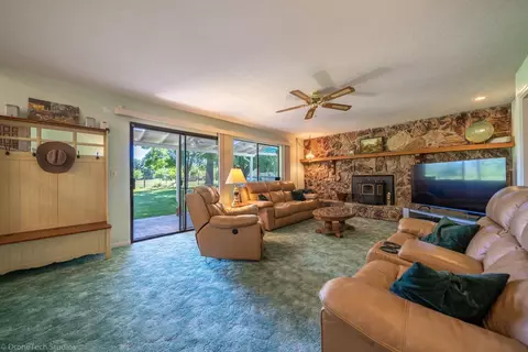 12195 Alpha Ln, Redding, CA 96003 photo 28