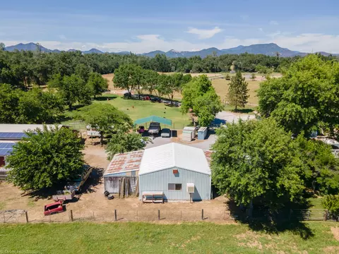 12195 Alpha Ln, Redding, CA 96003 photo 86