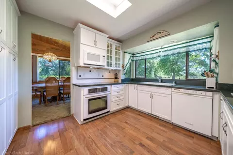 12195 Alpha Ln, Redding, CA 96003 photo 25