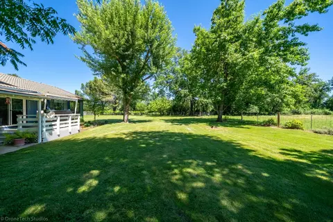 12195 Alpha Ln, Redding, CA 96003 photo 44