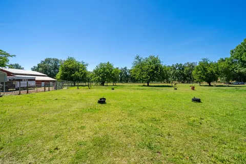 12195 Alpha Ln, Redding, CA 96003 photo 67