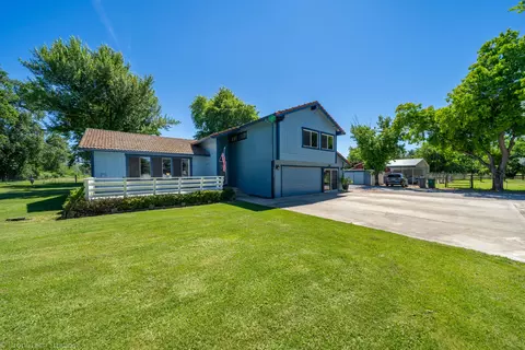 12195 Alpha Ln, Redding, CA 96003 photo 7