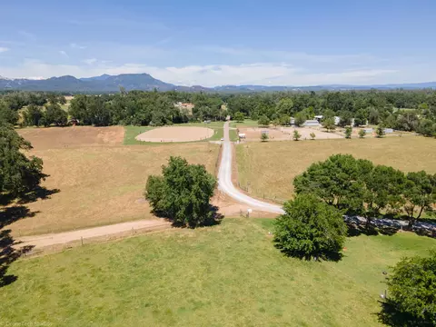 12195 Alpha Ln, Redding, CA 96003 photo 78