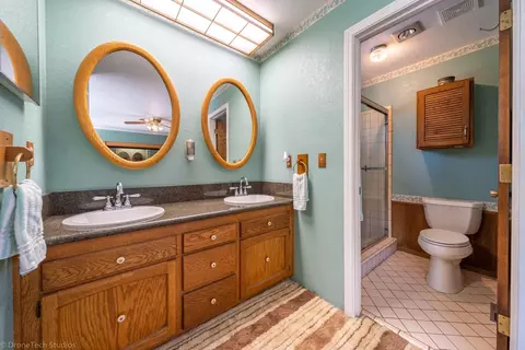 12195 Alpha Ln, Redding, CA 96003 photo 35