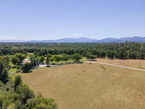 12195 Alpha Ln, Redding, CA 96003 photo 73