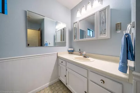 12195 Alpha Ln, Redding, CA 96003 photo 38