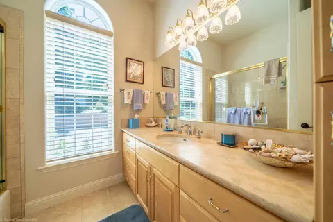 548 Aurora Pl, Redding, CA 96001 photo 35