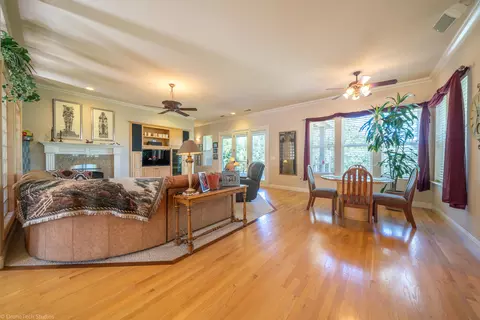 548 Aurora Pl, Redding, CA 96001 photo 9