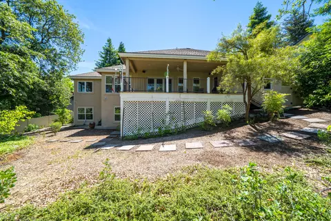 548 Aurora Pl, Redding, CA 96001 photo 55