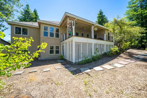 548 Aurora Pl, Redding, CA 96001 photo 56