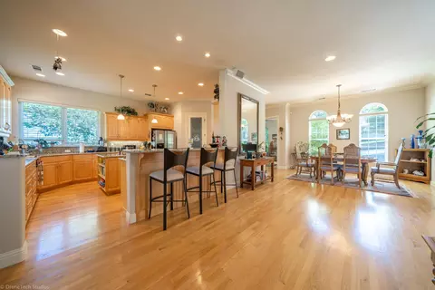 548 Aurora Pl, Redding, CA 96001 photo 17