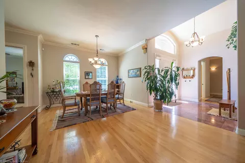548 Aurora Pl, Redding, CA 96001 photo 6