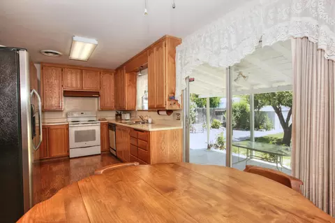 3301 Pioneer Ln, Redding, CA 96001 photo 16