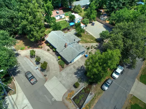 3301 Pioneer Ln, Redding, CA 96001 photo 44
