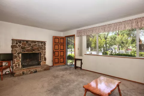 3301 Pioneer Ln, Redding, CA 96001 photo 14
