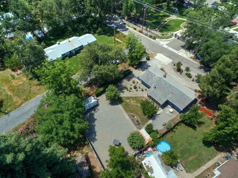 3301 Pioneer Ln, Redding, CA 96001 photo 46