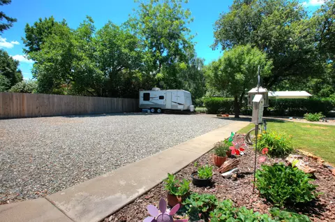 3301 Pioneer Ln, Redding, CA 96001 photo 29