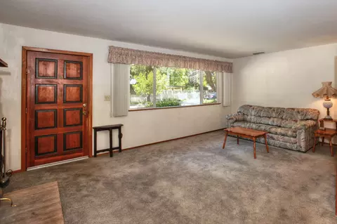 3301 Pioneer Ln, Redding, CA 96001 photo 10